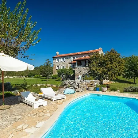 Stancija Vigini Hotel